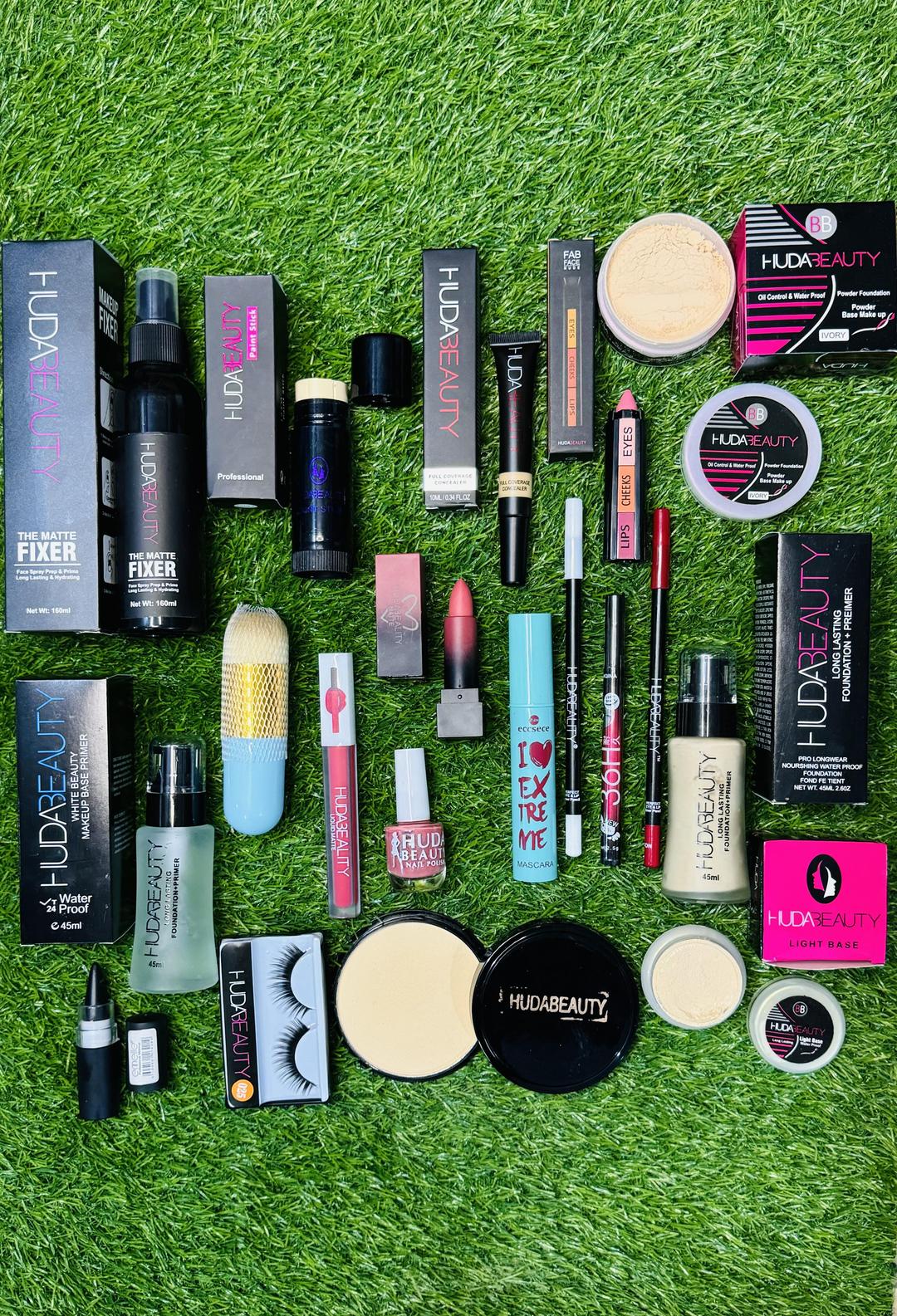 19-in-1 Makeup Set for Pakistani Women,